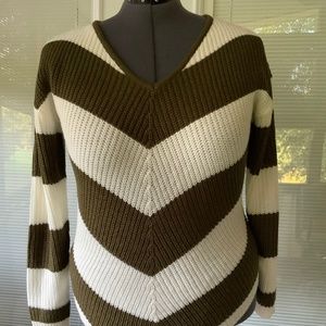 Derek Heart Plus Pullover Sweater